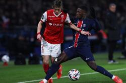 雷速体育网页版-关于兰斯球员风头无两，勇夺胜利的信息