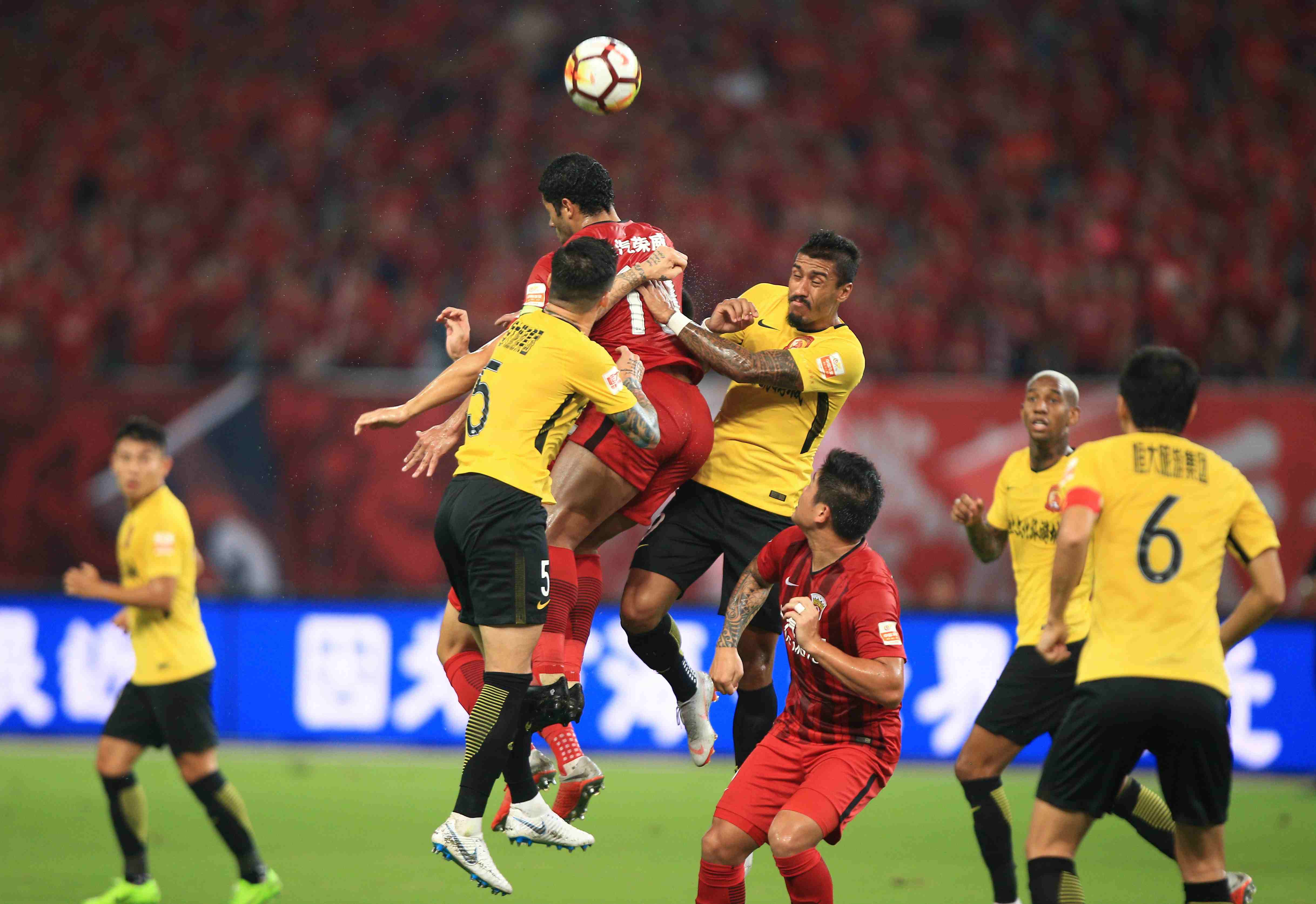 EG绝杀BRO,Chovy成为全场焦点全球总决赛2:1(上海) EG绝杀BRO,Chovy成为全场焦点全球总决赛2:1(上海)