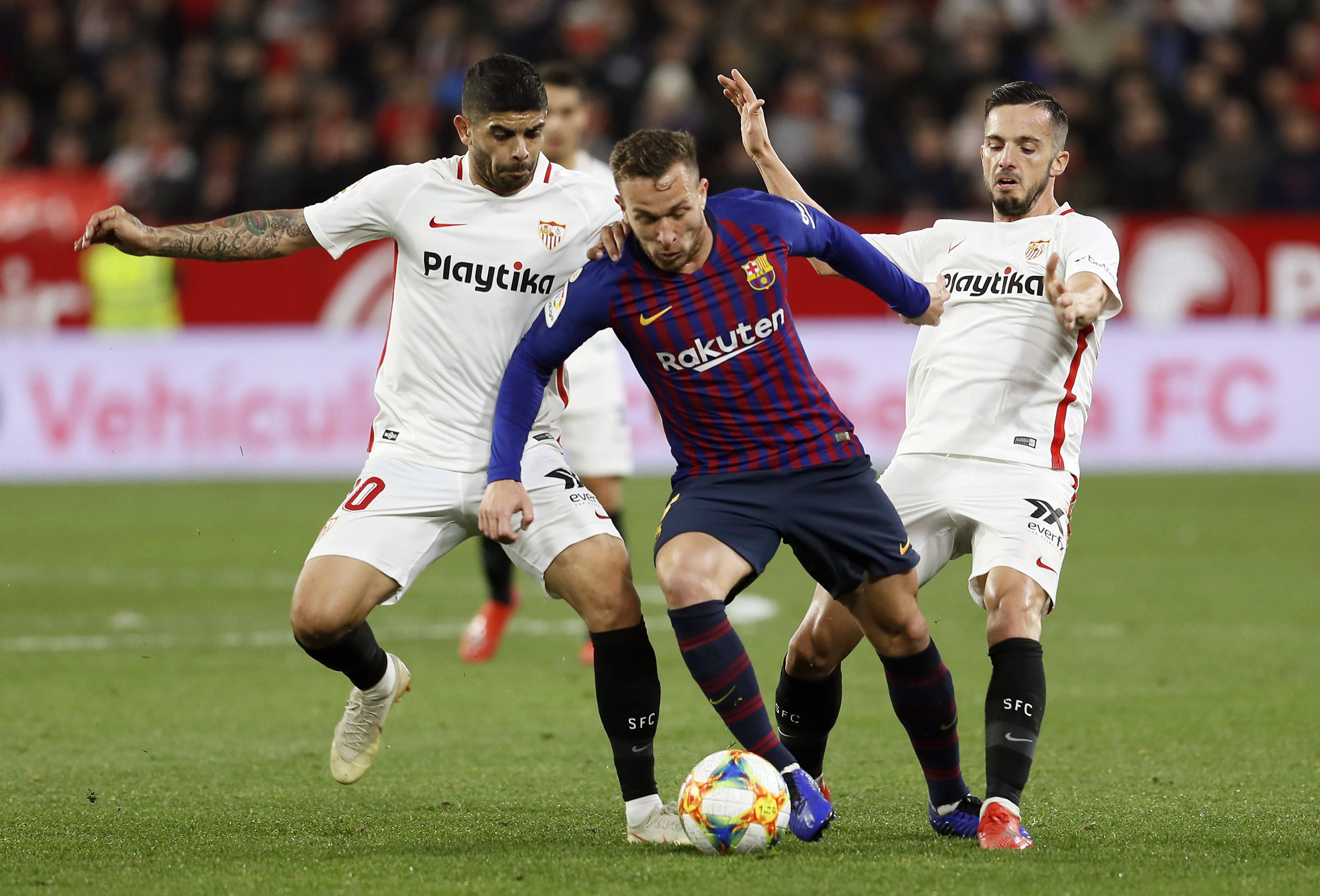 塞维利亚客场获胜，小组头名在望的简单介绍